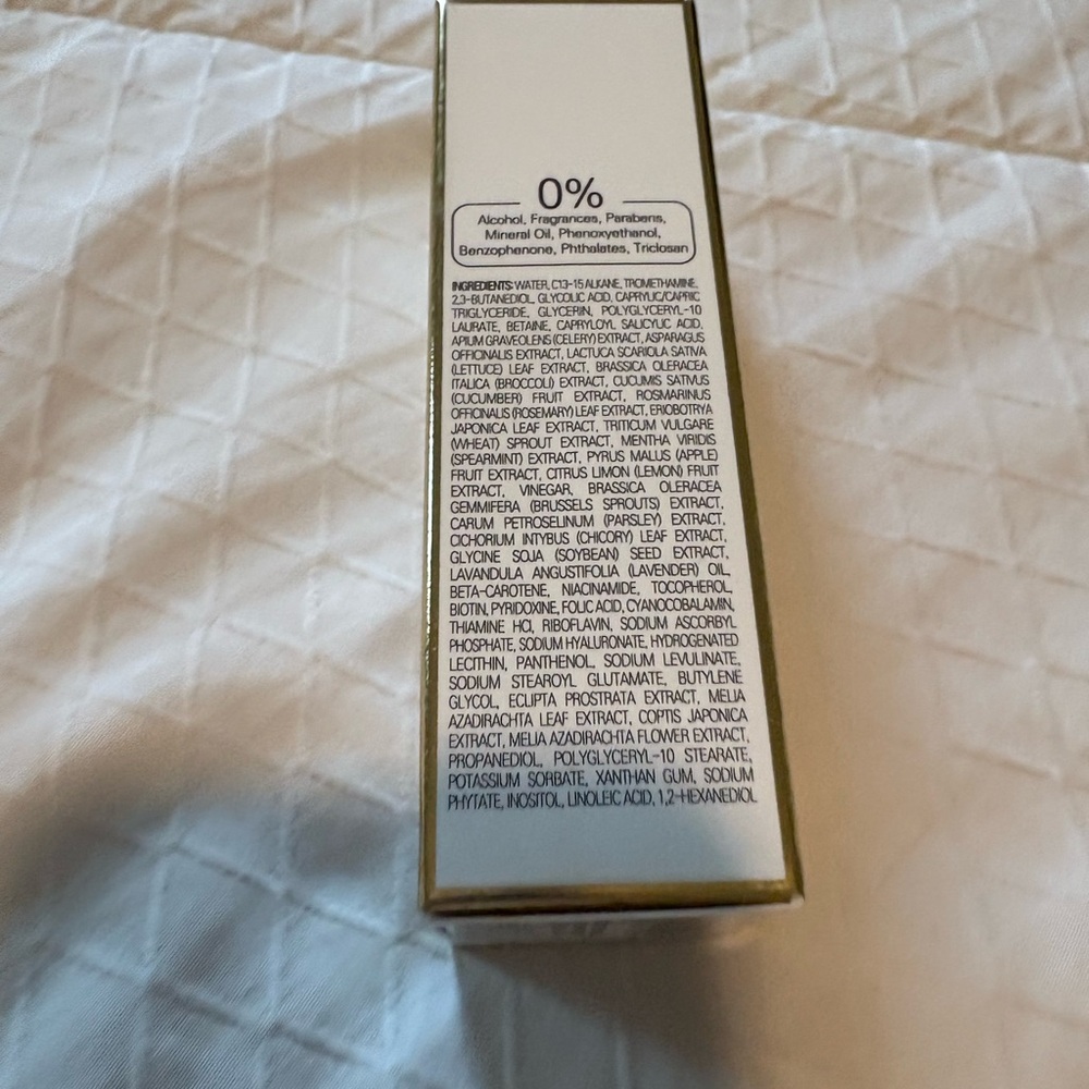 BYROE  CELERY AHA+ LHA Green Resurfacing Serum - Picture 5 of 9